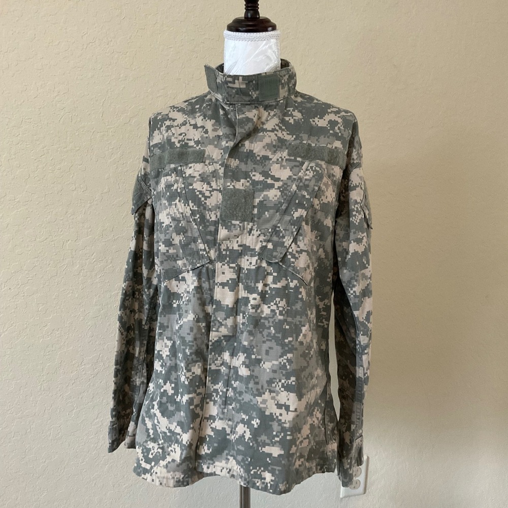 US Army Combat Uniform ACU Digital Camo Jacket Coat Small Regular Ripstop